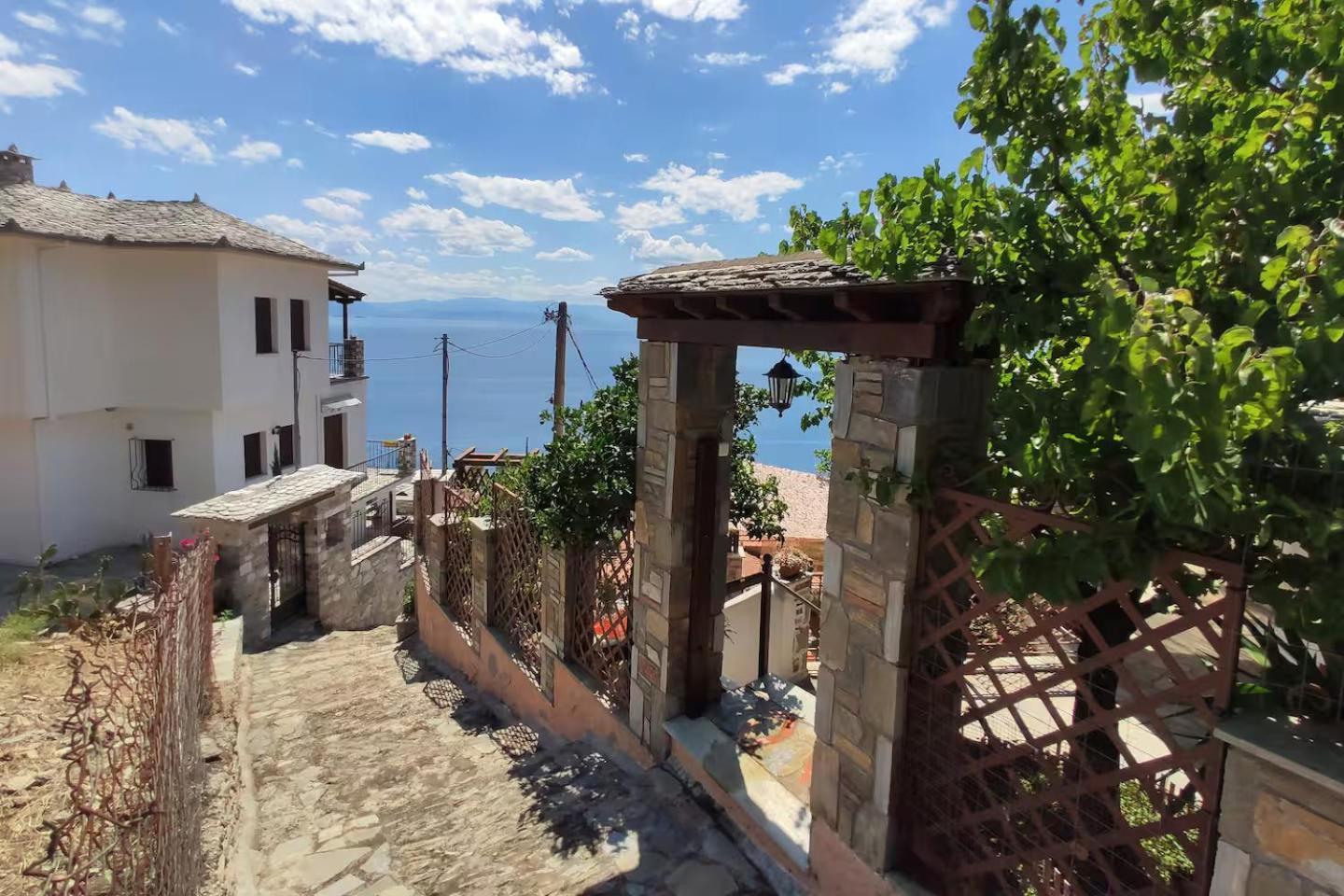 The Pagasetic Balcony - Magestic Sea Cottage 沃洛斯 外观 照片